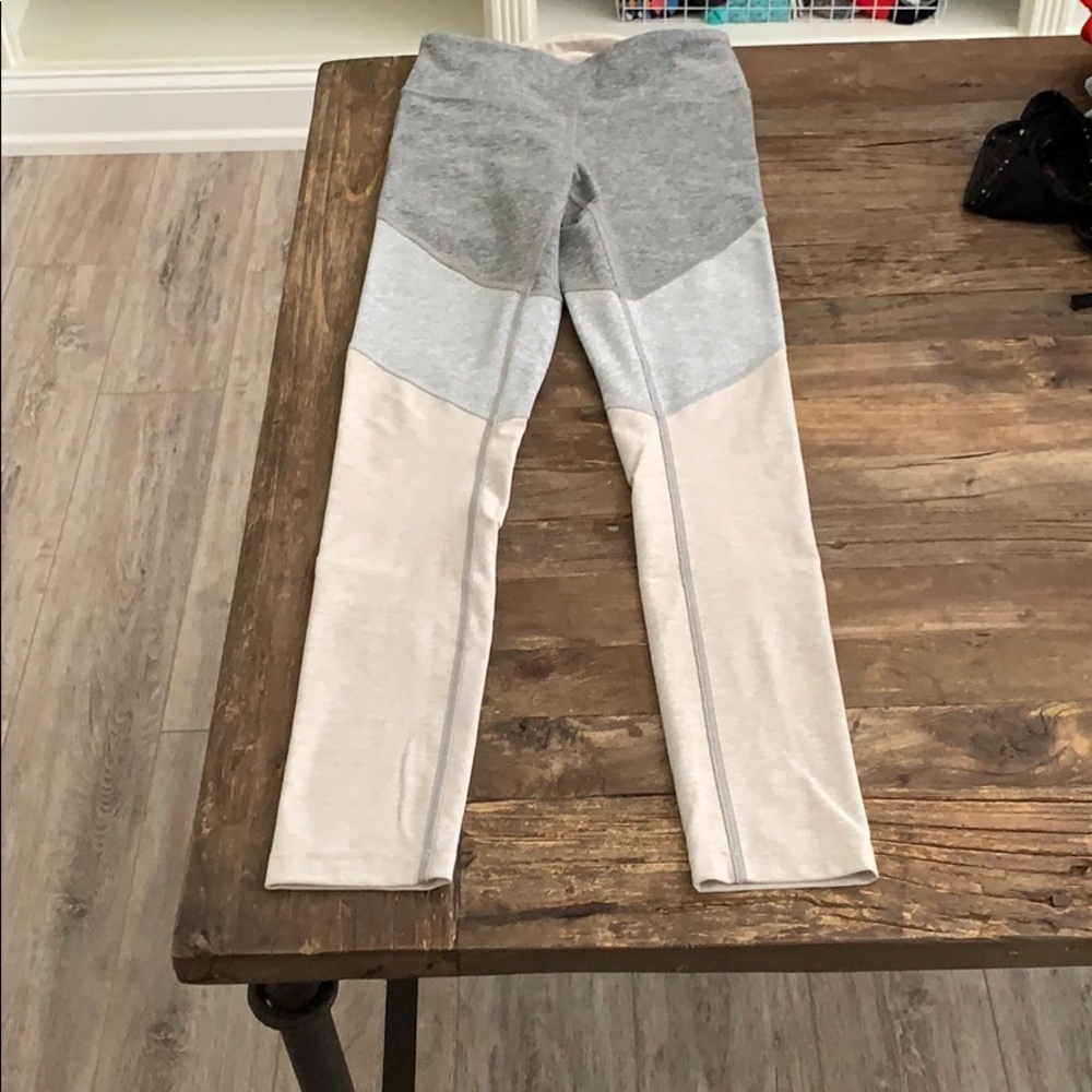 Outdoor voices leggings